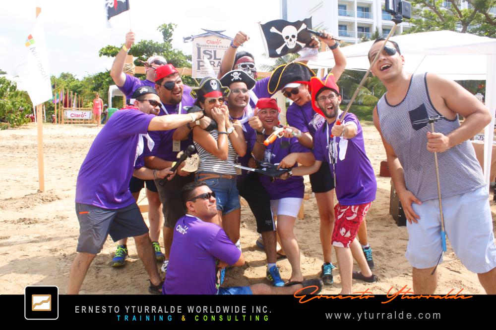 Team Building Group LATAM | Taller experiencial para desarrollar habilidades de comunicación efectiva en equipos