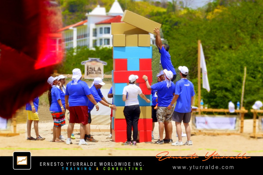 Team Building Group LATAM | Prácticas de comunicación asertiva y escucha activa